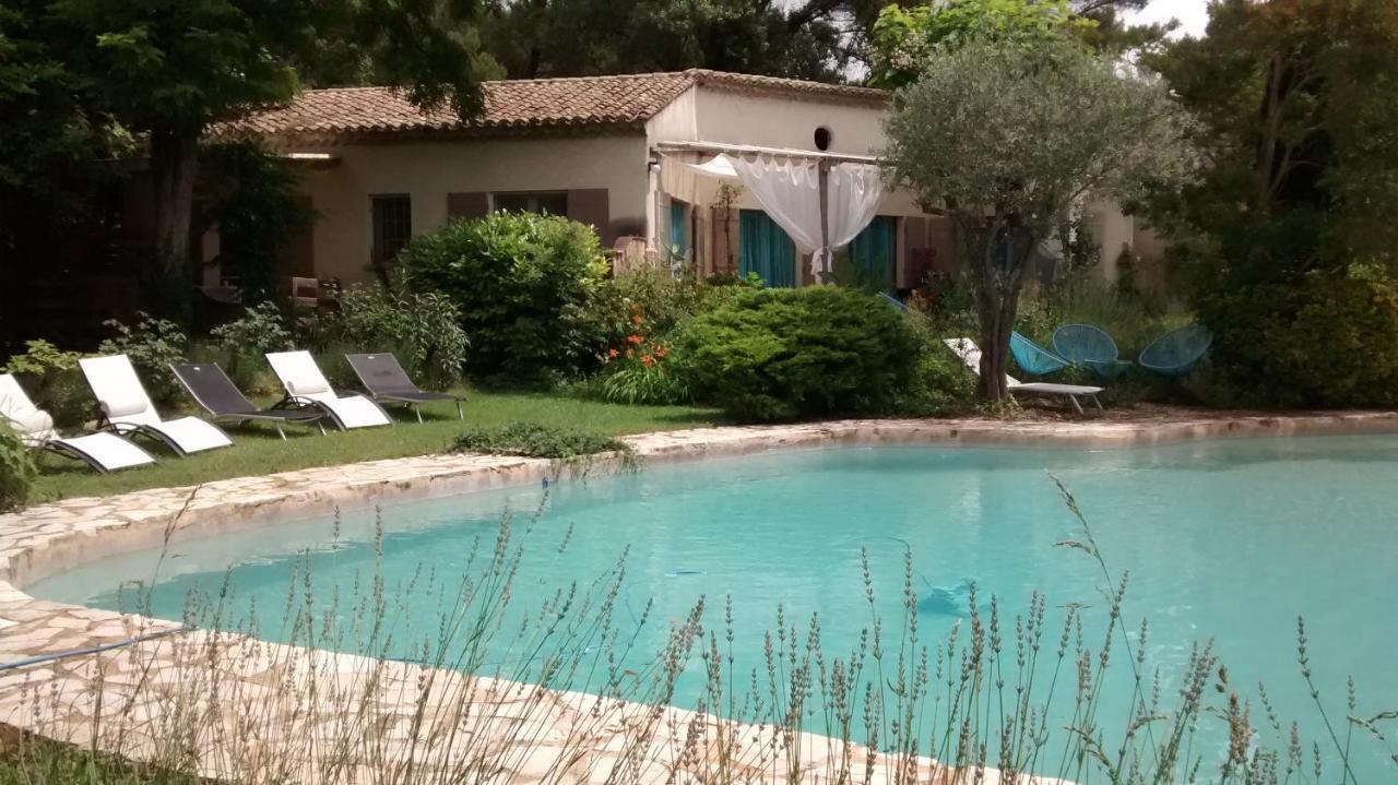 Bed and Breakfast La Bousquatiere Piolenc Zewnętrze zdjęcie