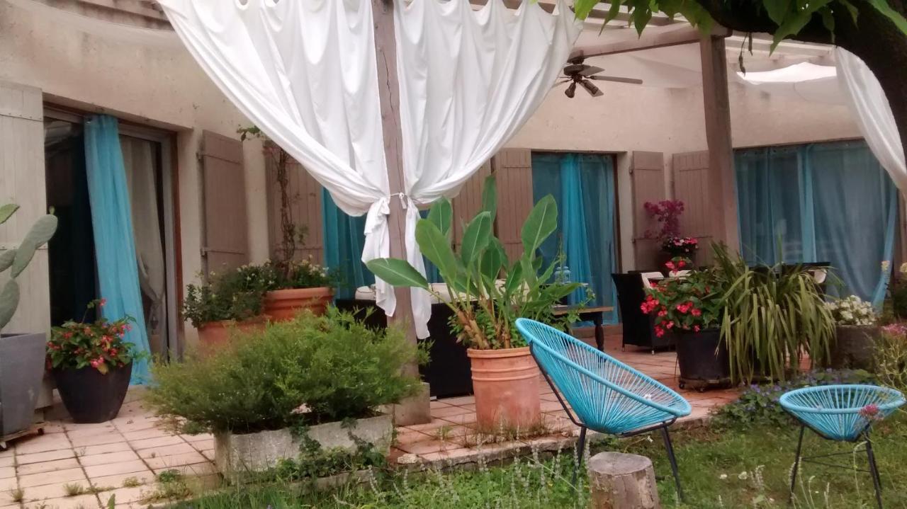 Bed and Breakfast La Bousquatiere Piolenc Zewnętrze zdjęcie