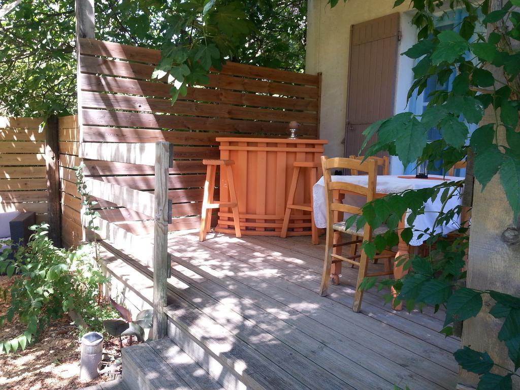 Bed and Breakfast La Bousquatiere Piolenc Zewnętrze zdjęcie