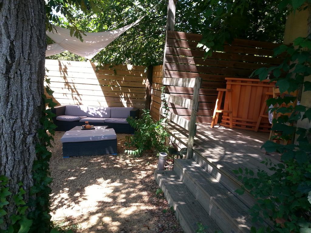 Bed and Breakfast La Bousquatiere Piolenc Zewnętrze zdjęcie